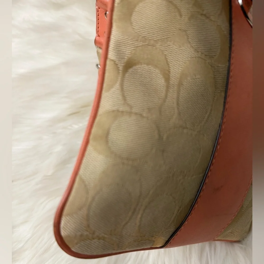 Coach elegant crossbody